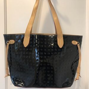 Arcadia black patent leather shoulder bag